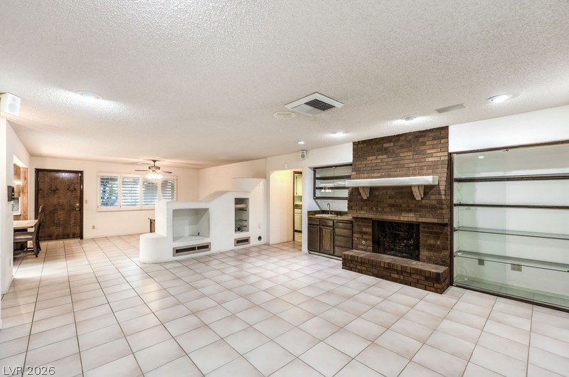 2135 South Cimarron Road Property Photo 16