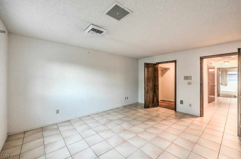 2135 South Cimarron Road Property Photo 34