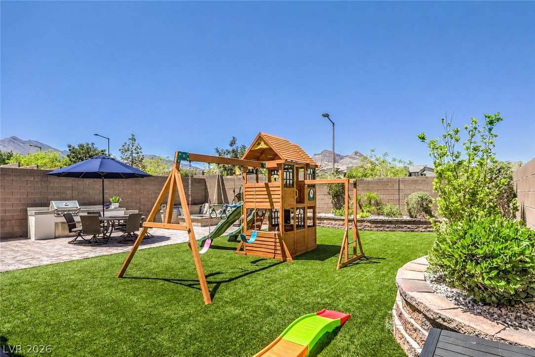 11542 Salt Creek Avenue Property Photo 37