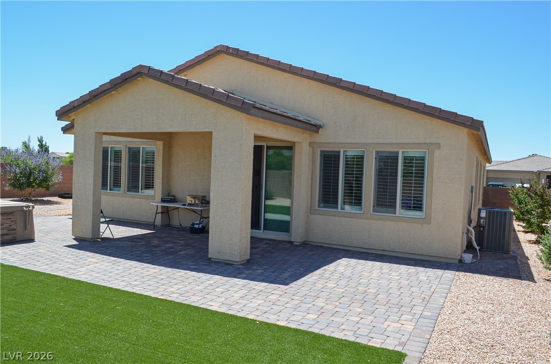 5528 Eleganza Avenue Property Photo 76