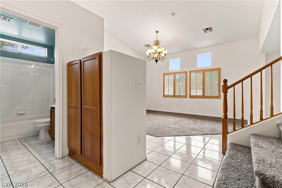 10625 Amblewood Avenue Na Property Photo 4