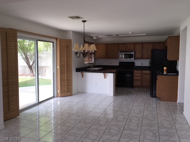 10625 Amblewood Avenue Na Property Photo 7