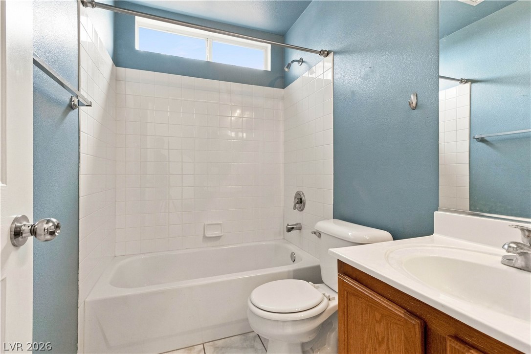 10625 Amblewood Avenue Na Property Photo 13