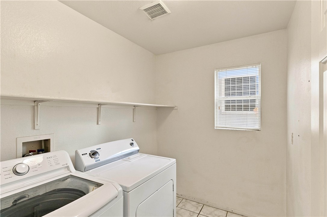 10625 Amblewood Avenue Na Property Photo 21