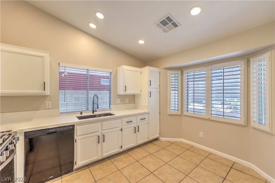 2007 Glistening Sands Drive Property Photo 10
