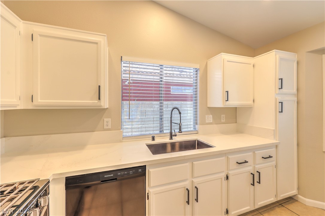 2007 Glistening Sands Drive Property Photo 12