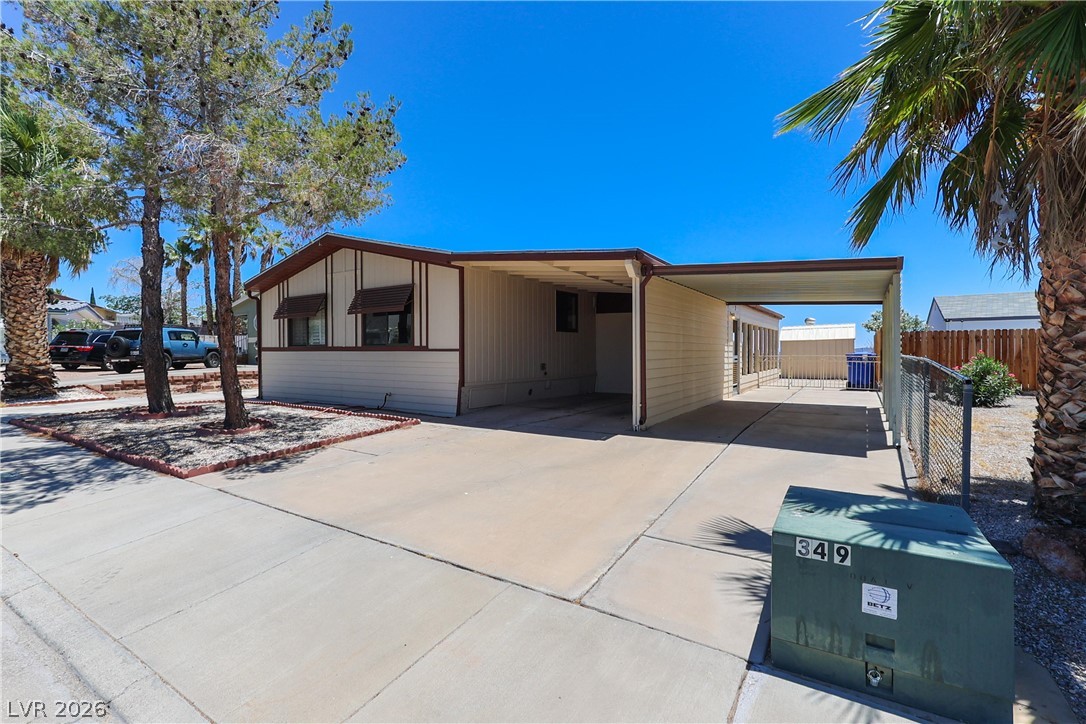 1737 Red Mountain Drive Property Photo 3