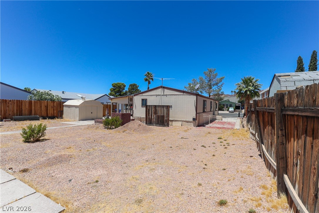 1737 Red Mountain Drive Property Photo 9