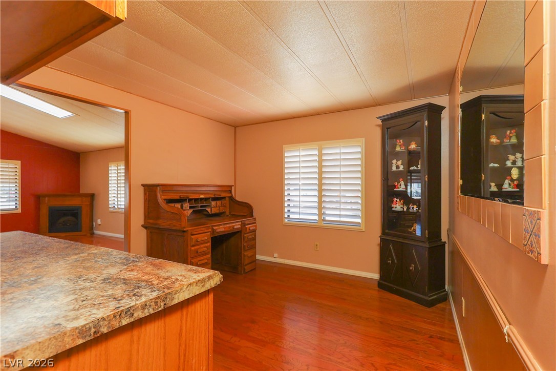 1737 Red Mountain Drive Property Photo 19
