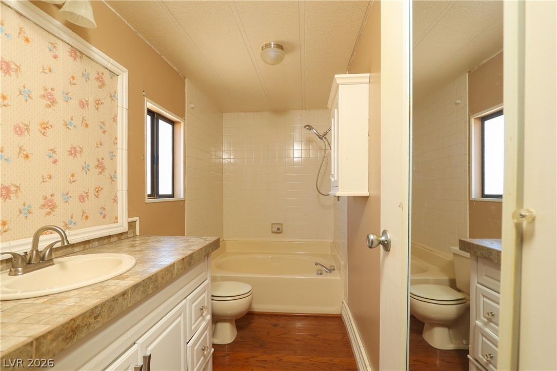 1737 Red Mountain Drive Property Photo 24