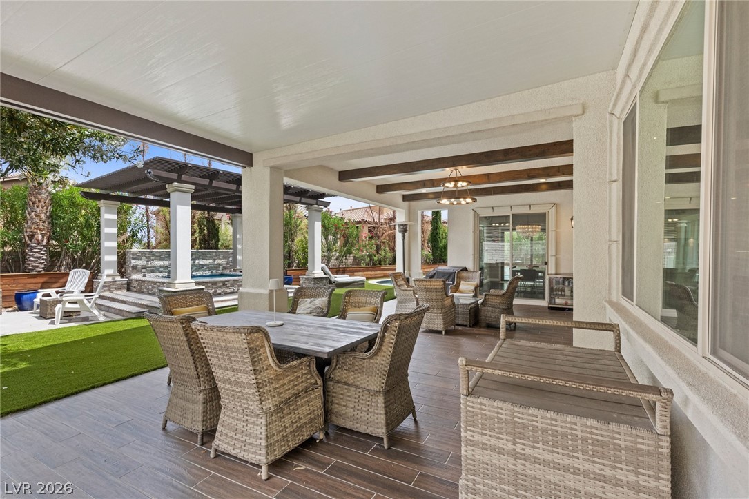 408 Venticello Drive Property Photo 18