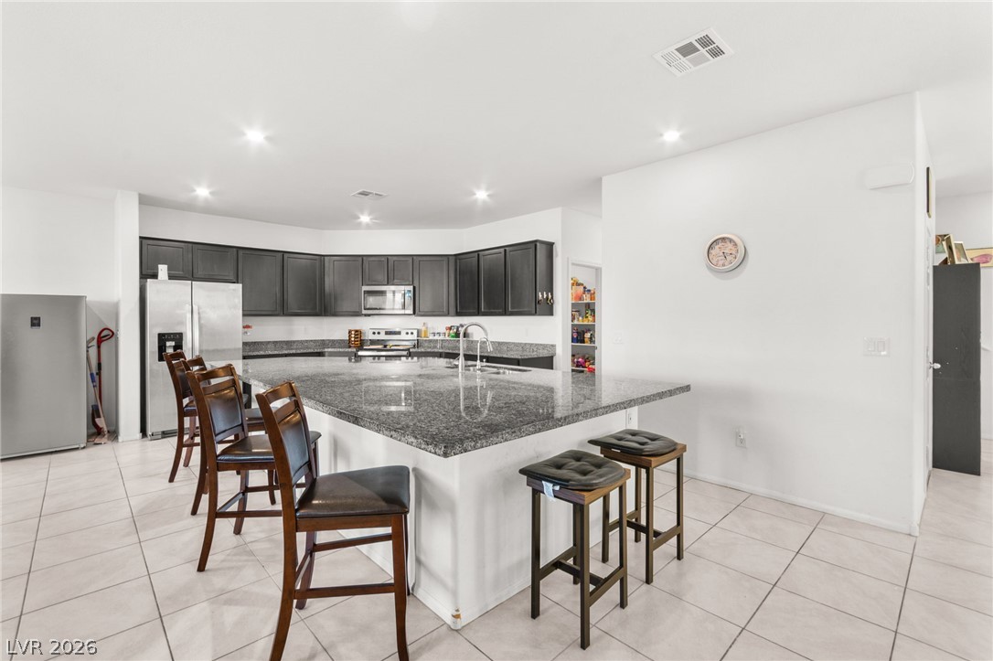 418 Bridal Veil Falls Street Property Photo 11