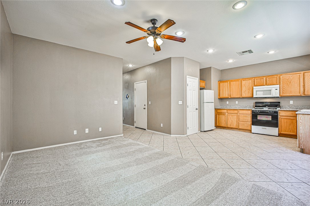 9911 Concho River Avenue Property Photo 8