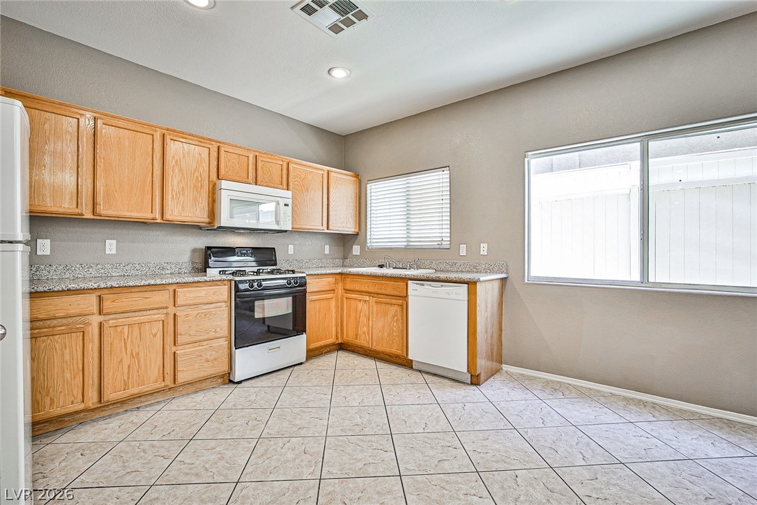 9911 Concho River Avenue Property Photo 11
