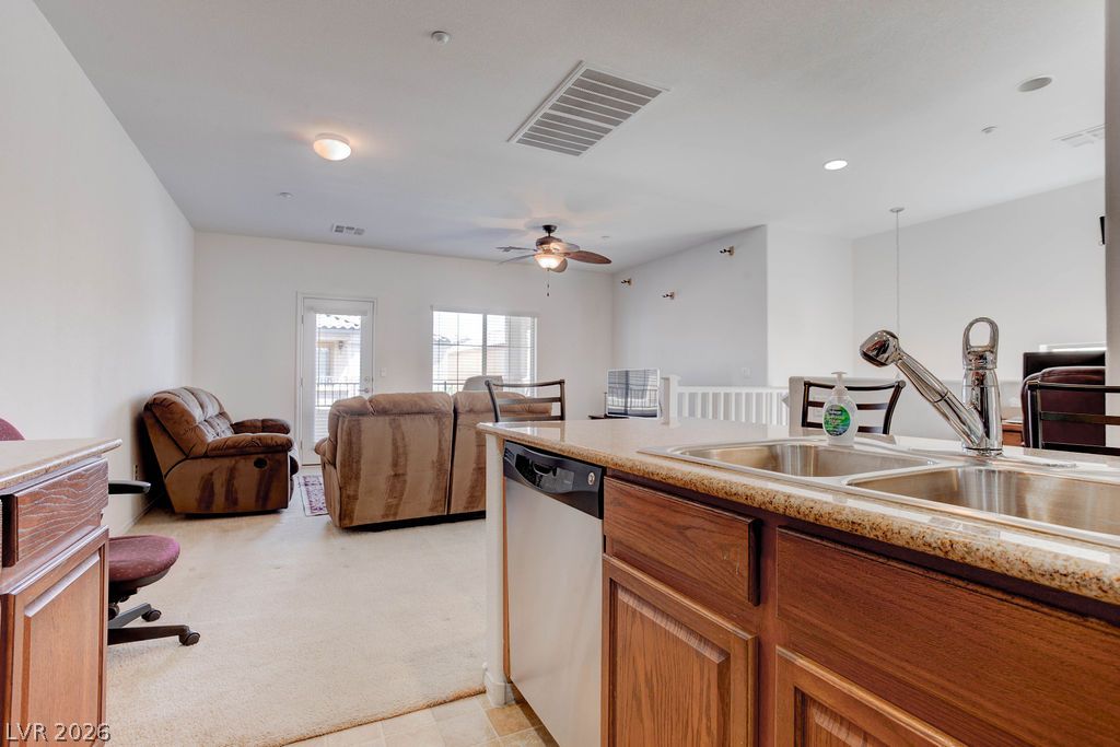 9925 Kalahari Court Property Photo 10