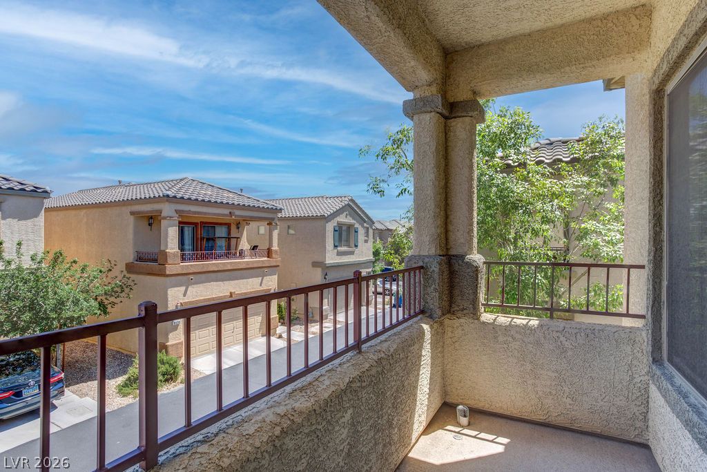 9925 Kalahari Court Property Photo 32