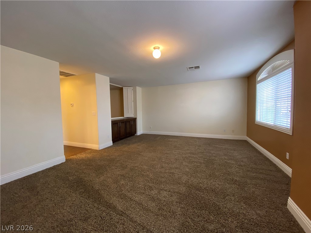 8111 Cimarron Meadows Way Property Photo 9