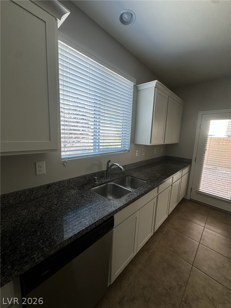 10474 Skye Night Avenue Property Photo 5
