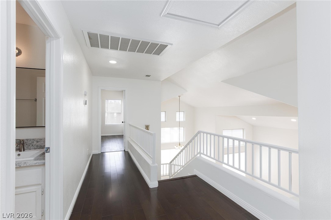1209 Nugget Creek Drive Property Photo 18