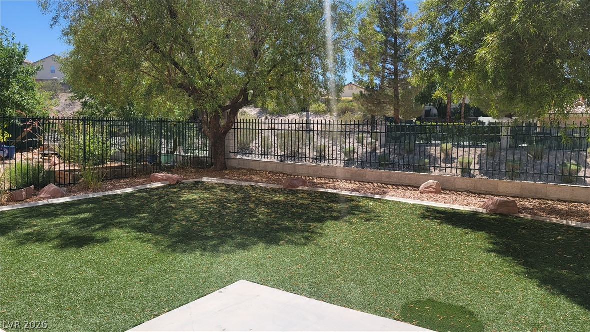 1109 Scenic Crest Drive Property Photo 10