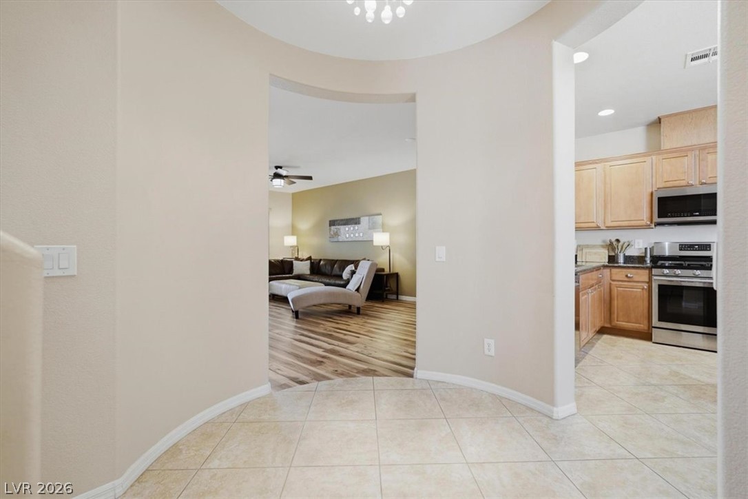 8709 Echo Grande Drive Property Photo 4