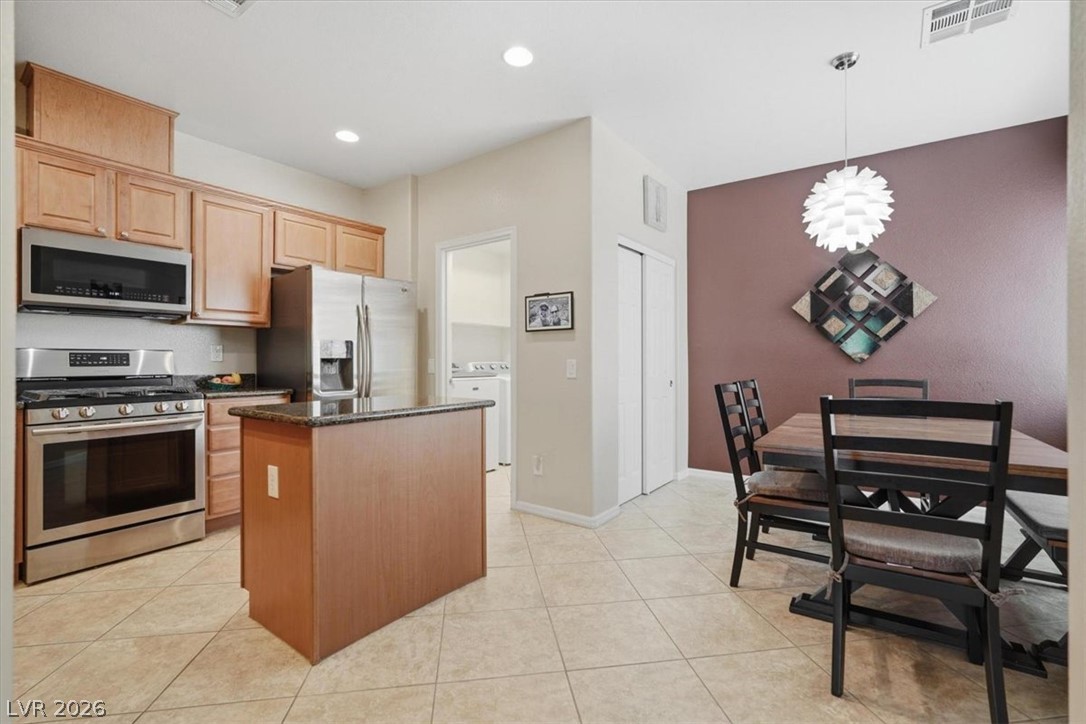8709 Echo Grande Drive Property Photo 5