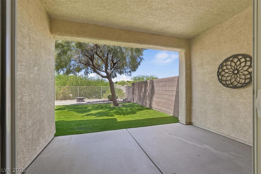 8709 Echo Grande Drive Property Photo 15