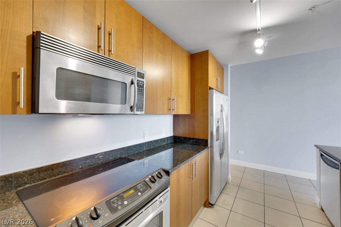 200 West Sahara Avenue 2909 Property Photo 9