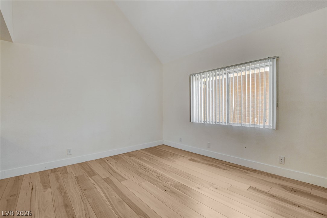 5198 Garden Lane D Property Photo 6
