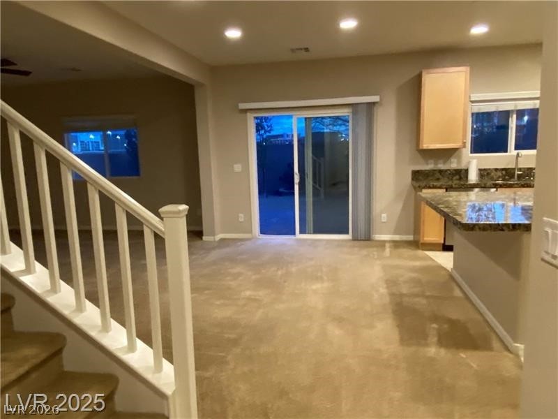 8065 Ancient Oaks Avenue Property Photo 4