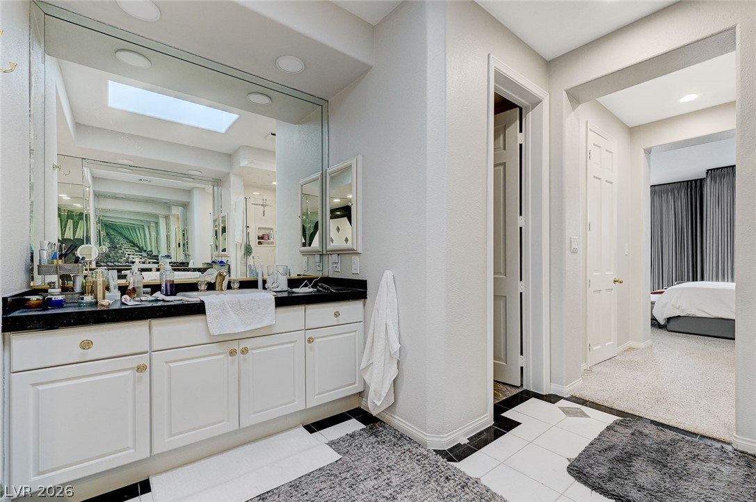 8340 Carmel Ridge Court Property Photo 19