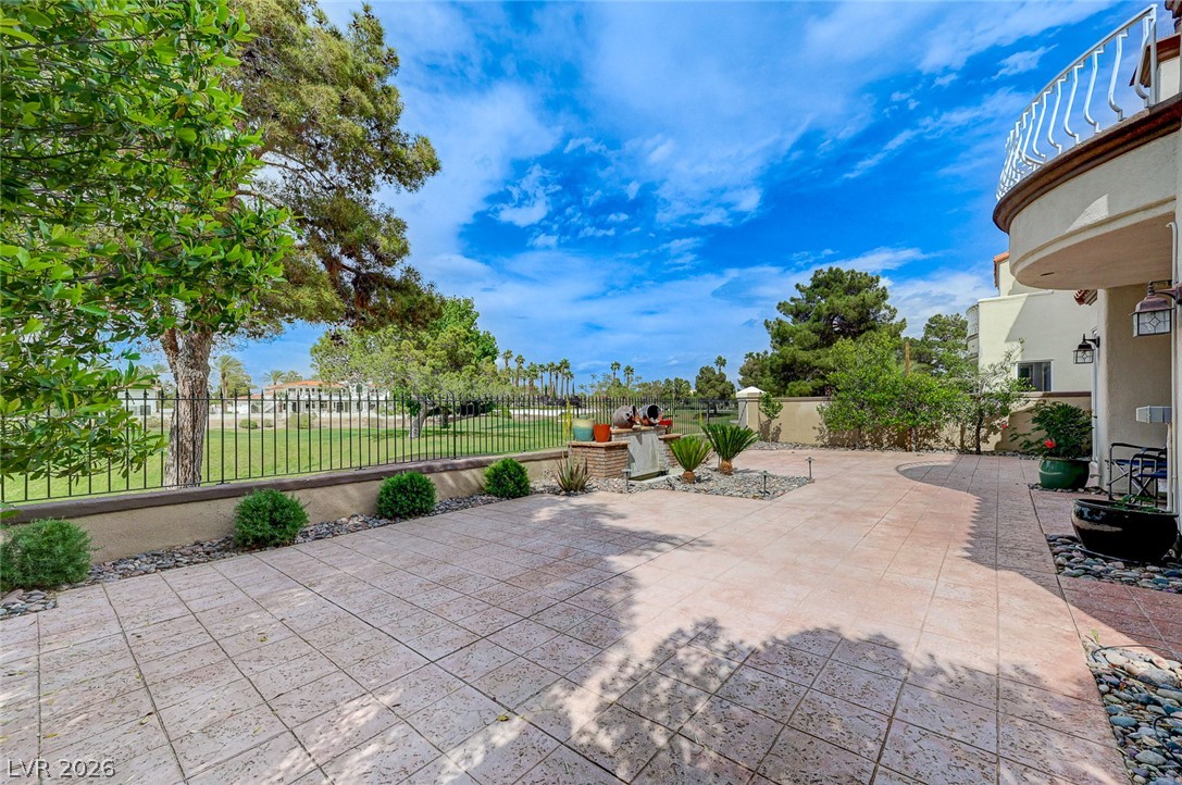 8340 Carmel Ridge Court Property Photo 34