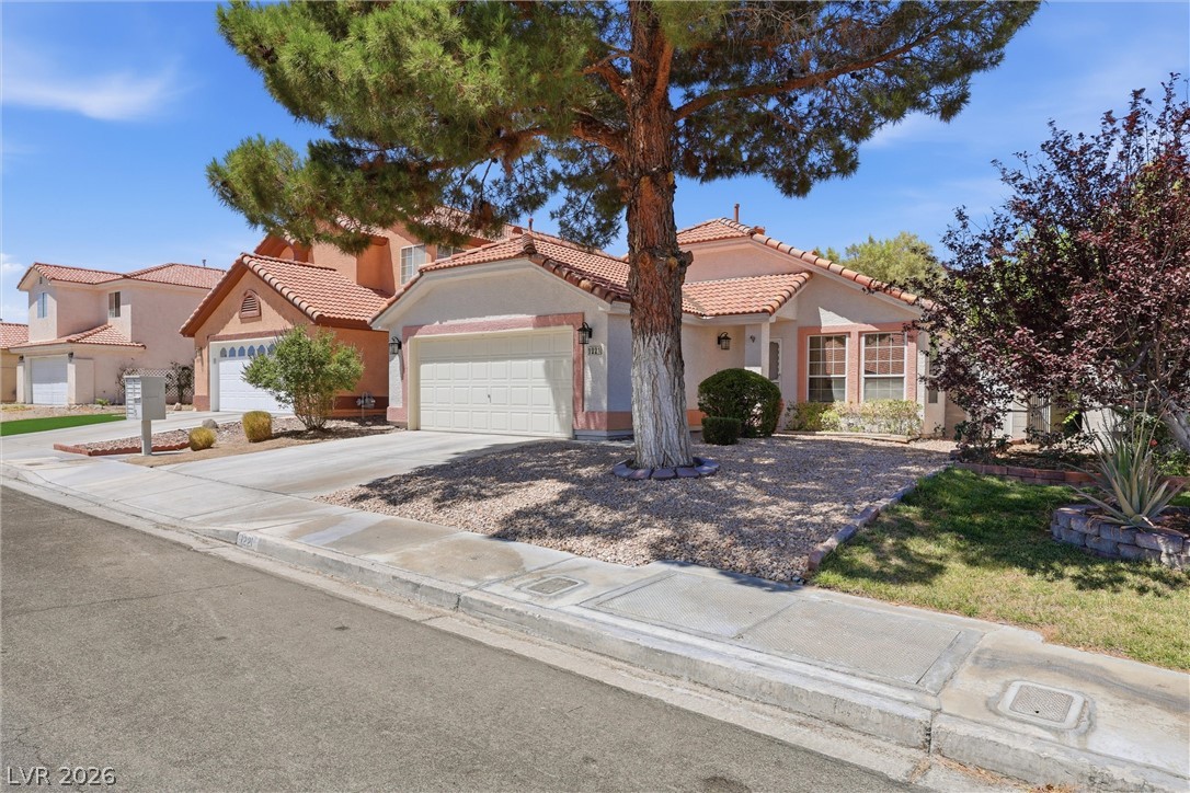 1221 Rainbow Meadows Drive Property Photo 3