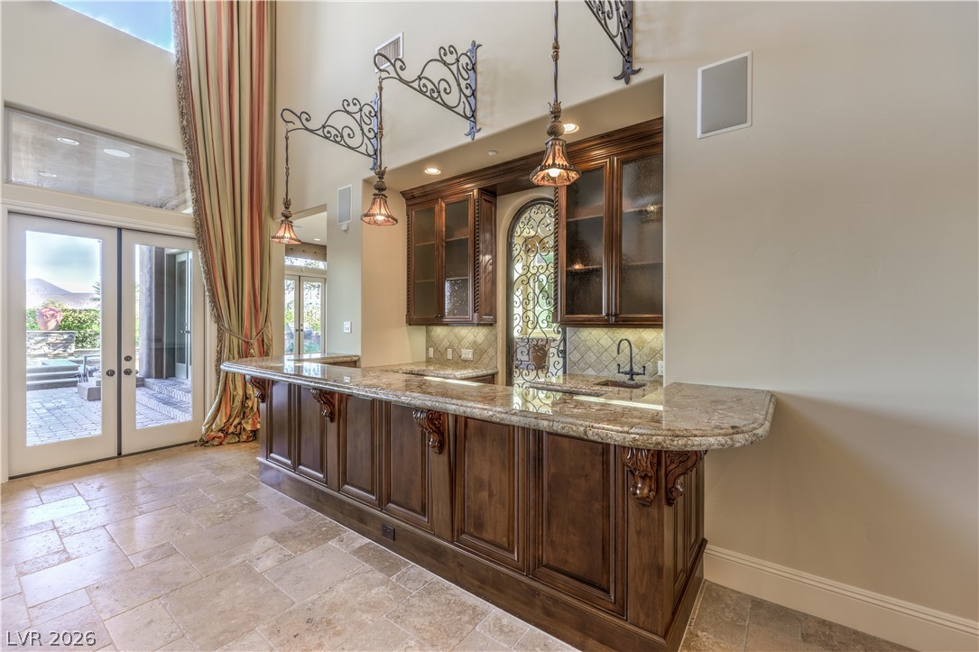 16 Anthem Pointe Court Property Photo 9