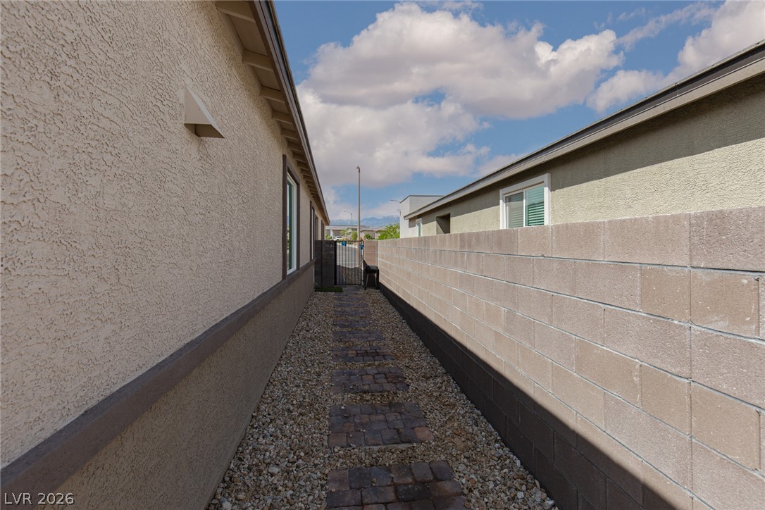 9734 Pacific Pine Street Property Photo 26