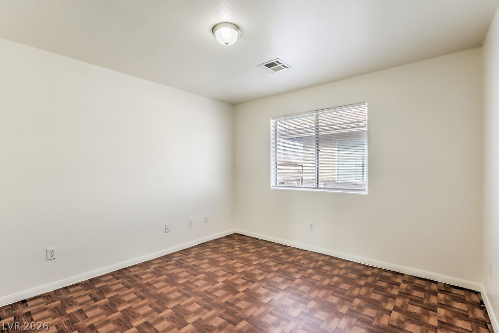 3127 North Walnut Road A Property Photo 11