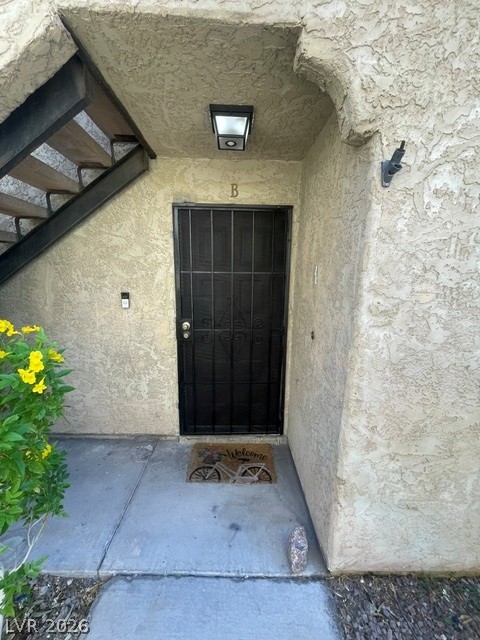 4720 Obannon Drive B Property Photo 3