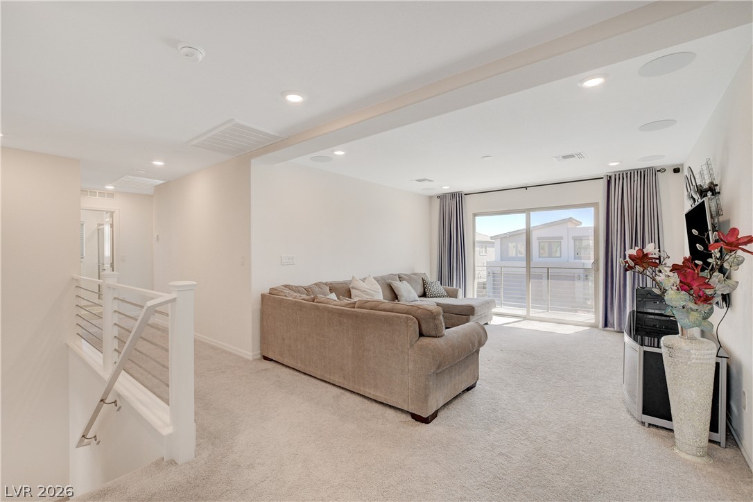 8749 Black Cordon Road Property Photo 19