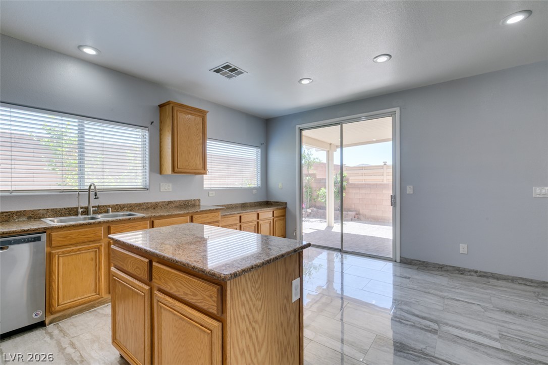 91 Lockheed Avenue Property Photo 27