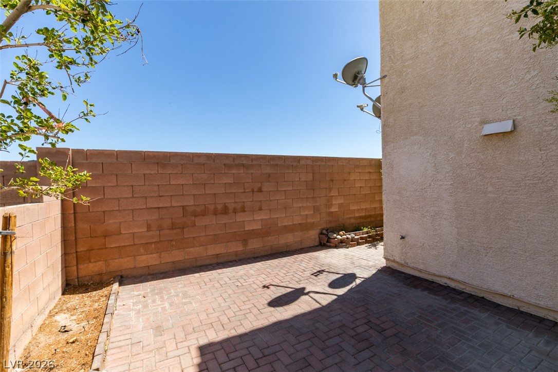 91 Lockheed Avenue Property Photo 45