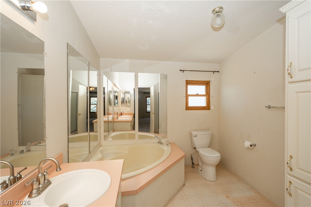 6461 Creb Court Property Photo 9