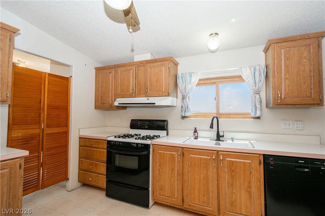 6461 Creb Court Property Photo 17