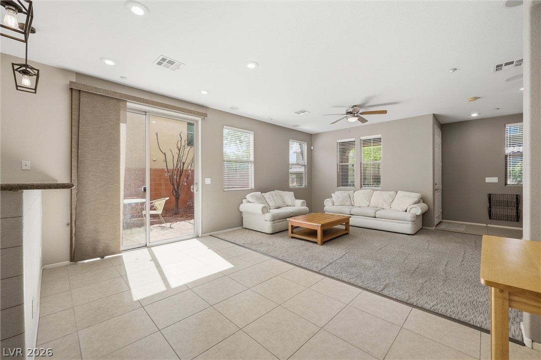 10717 Cape Shore Avenue Property Photo 8