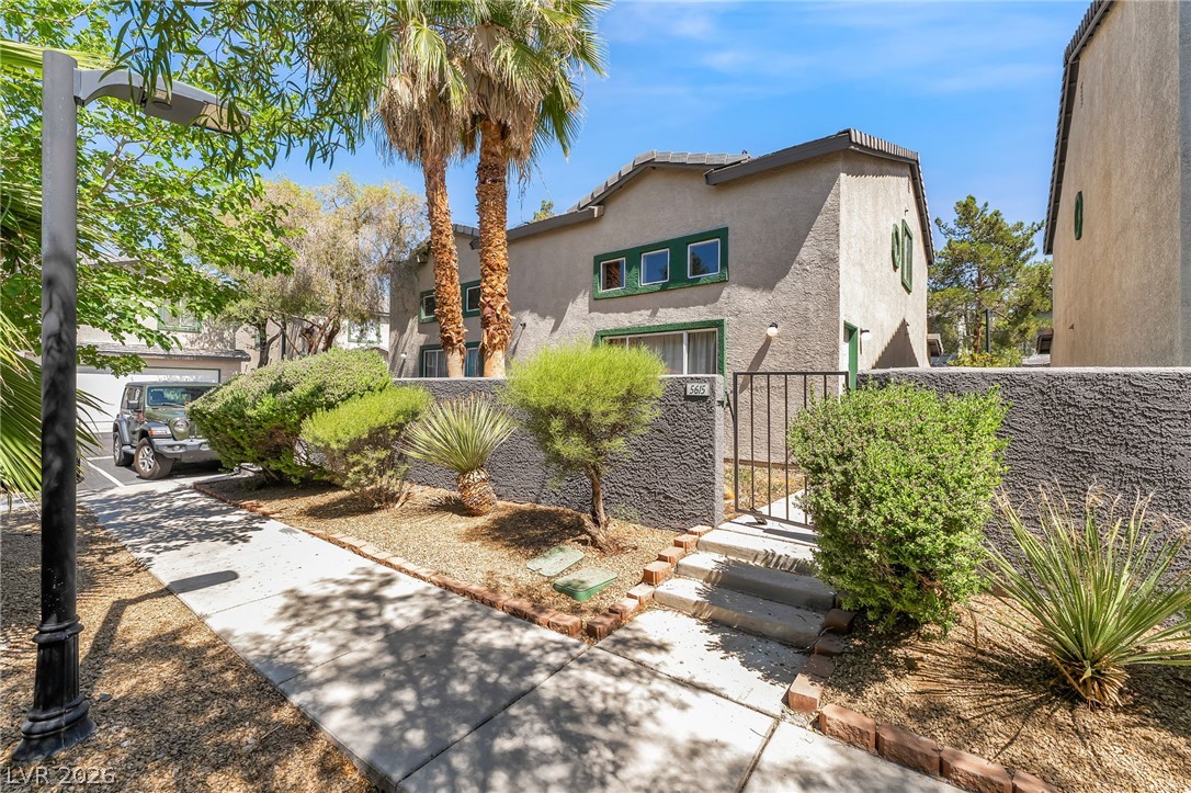 2791043 Property Photo 2
