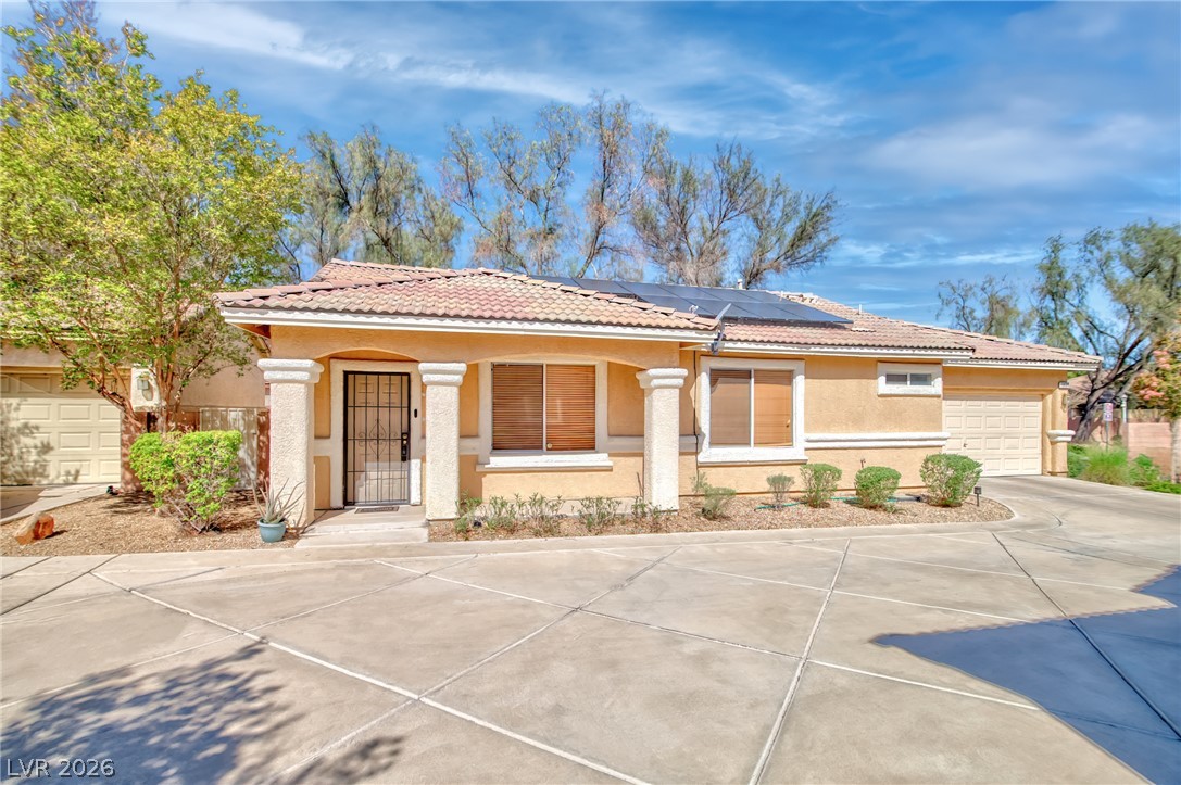 1459 Summer Glow Avenue Property Photo 2