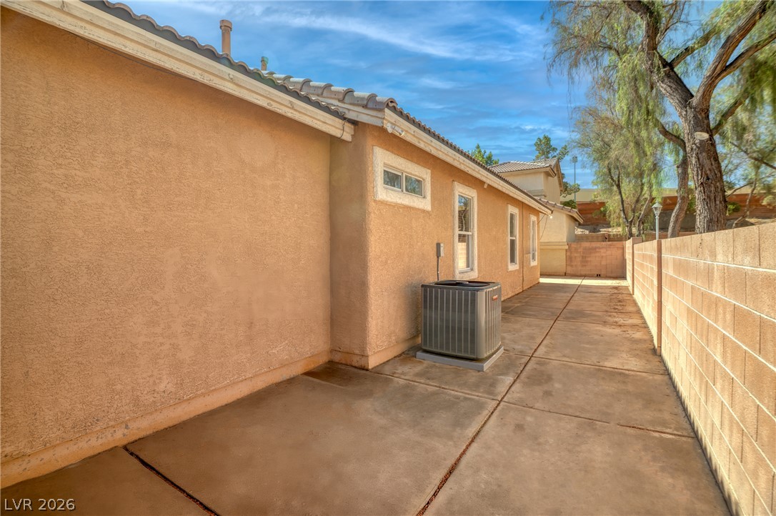 1459 Summer Glow Avenue Property Photo 25