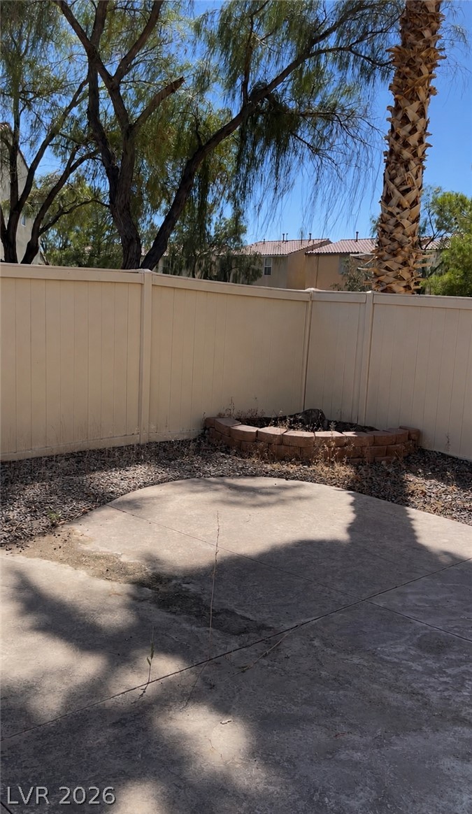 916 Shining Rose Place Property Photo 6