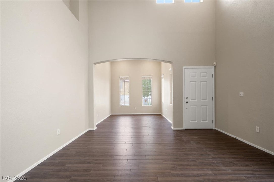 5301 Appleside Street Property Photo 8