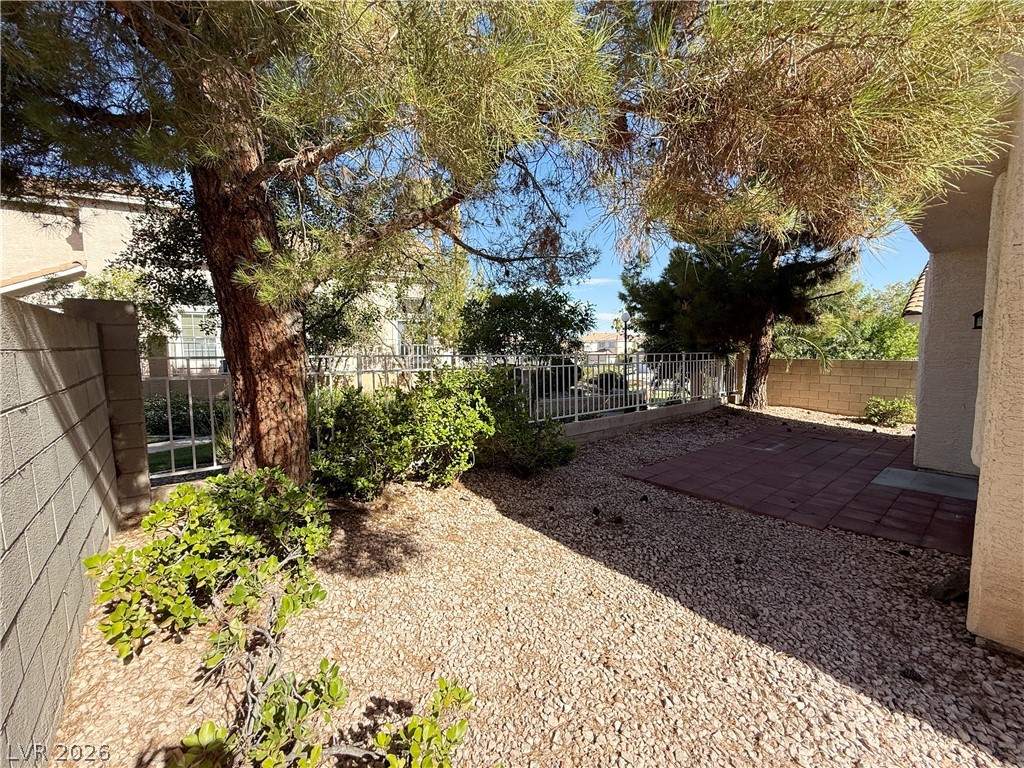 2185 Polynesia Circle Property Photo 36
