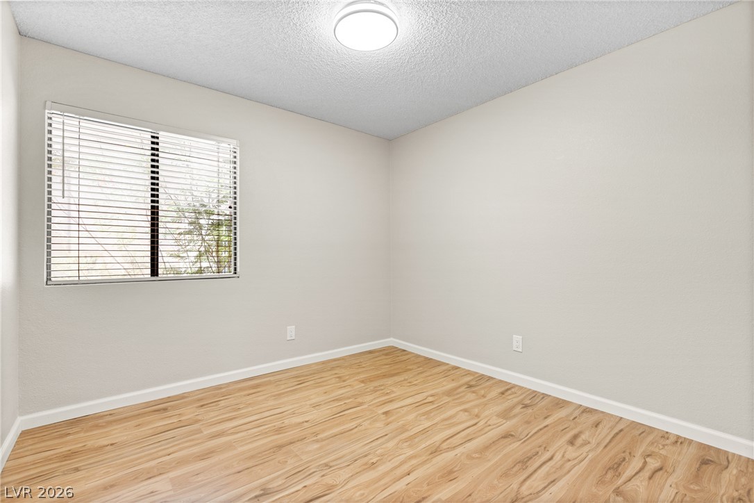 2712 Strathmoor Drive Property Photo 14